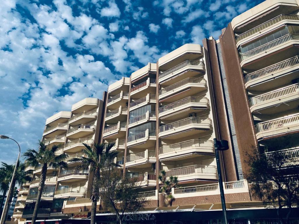Dona Sofia Apartment Fuengirola Bagian luar foto