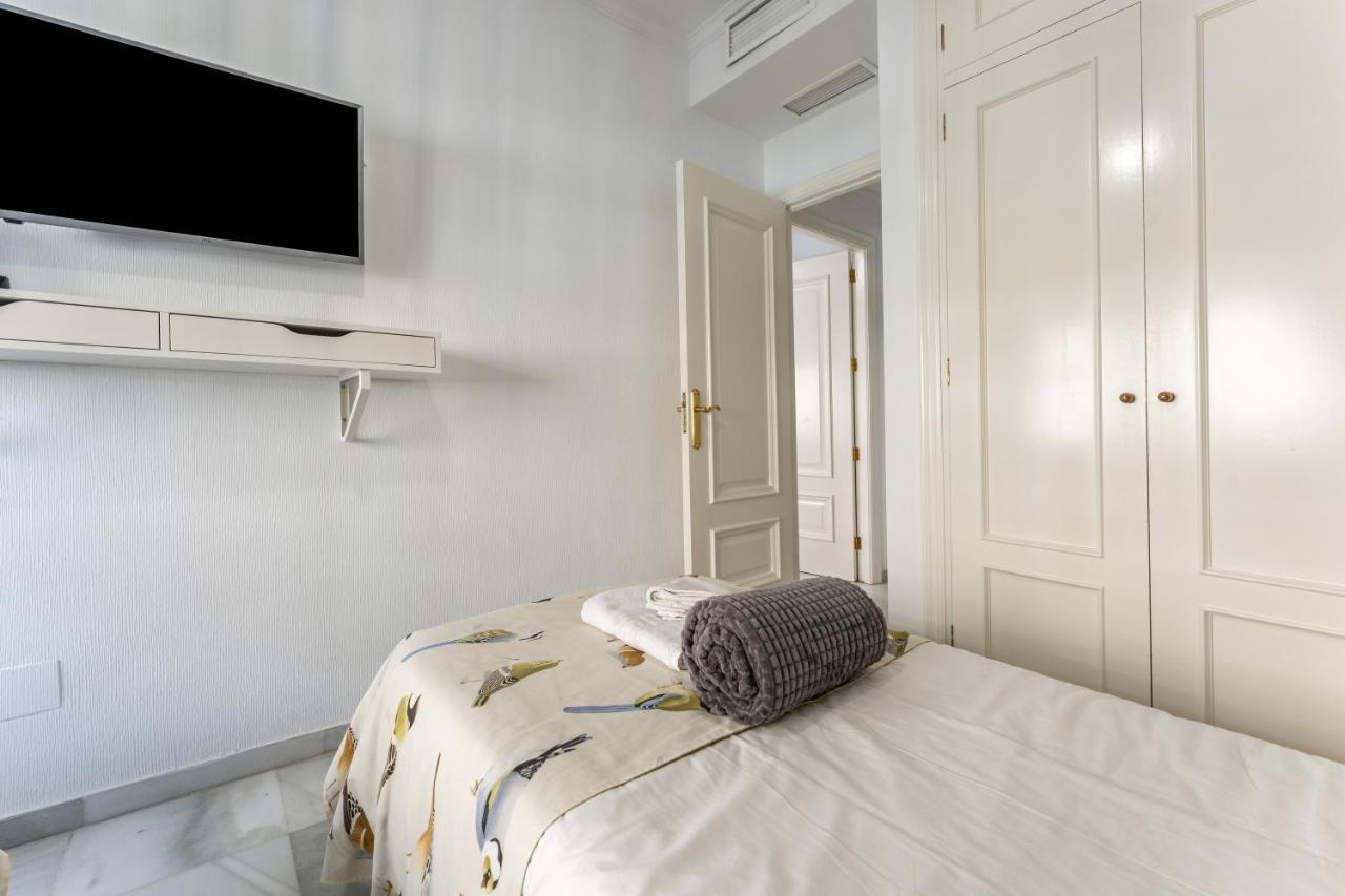 Dona Sofia Apartment Fuengirola Bagian luar foto
