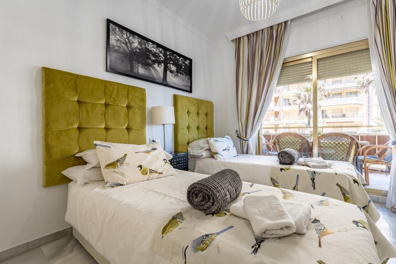 Dona Sofia Apartment Fuengirola Bagian luar foto